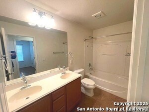 Building Photo - 1317 Wagon Wheel