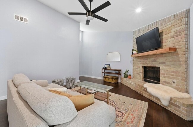 Building Photo - 6307 Tara Dr