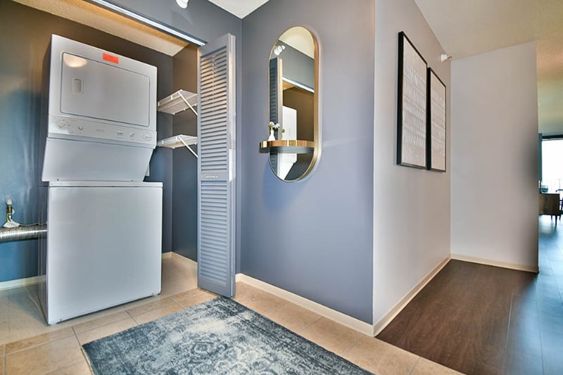 Building Photo - 455 N Columbus Dr