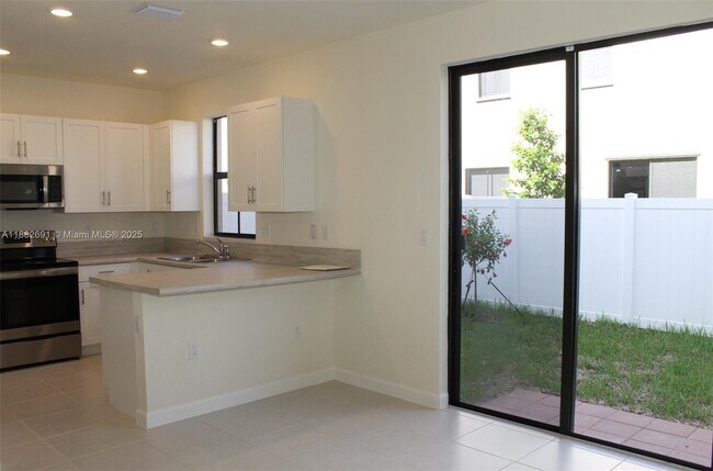 Building Photo - 11100 W 33rd Way