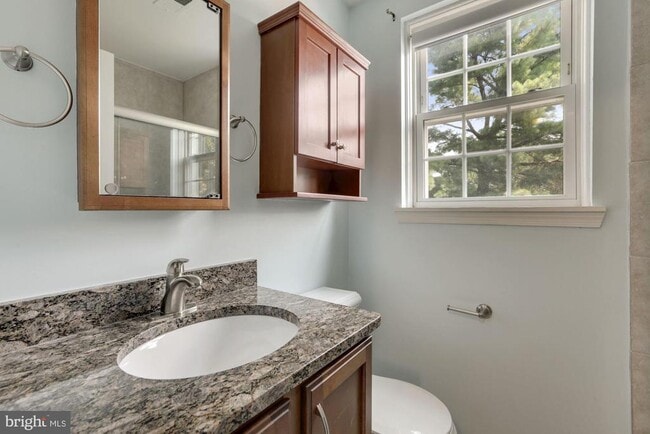 Building Photo - 2941 S Dinwiddie St