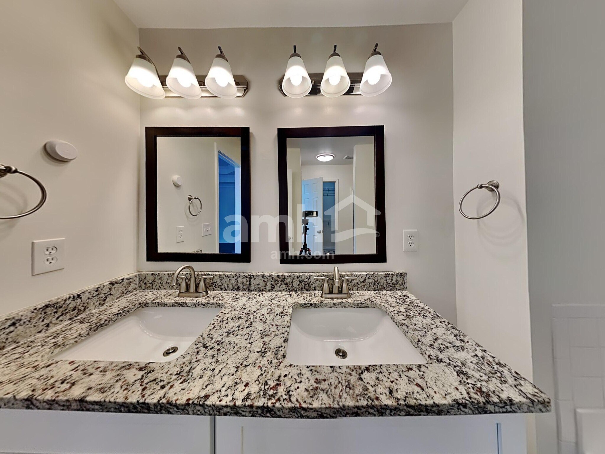 Building Photo - 3491 Skyland Ridge Ct