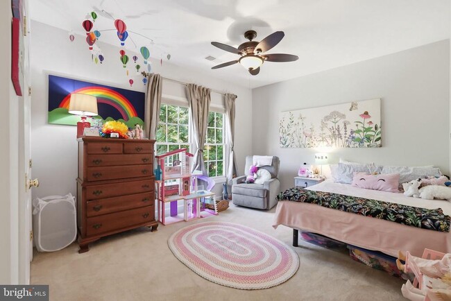 Building Photo - 5767 Bush Hill Dr