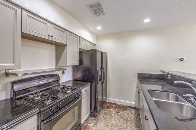 Building Photo - 1425 Bow Creek Ct