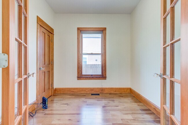 Building Photo - Gorgeous 3BD/2.5BA Downtown Boulder Home- Completely Renovated!