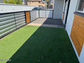 Building Photo - 3038 N 38th St