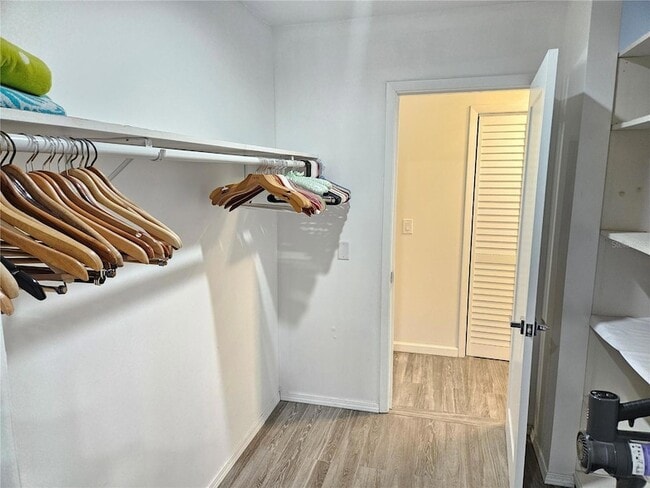 Building Photo - 2353 Bal Harbour Dr