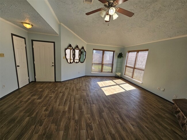 Building Photo - 8319 Wind Veil Dr