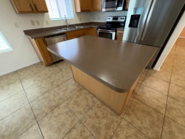 Building Photo - 4 bedroom two bath close to Cienega High S...