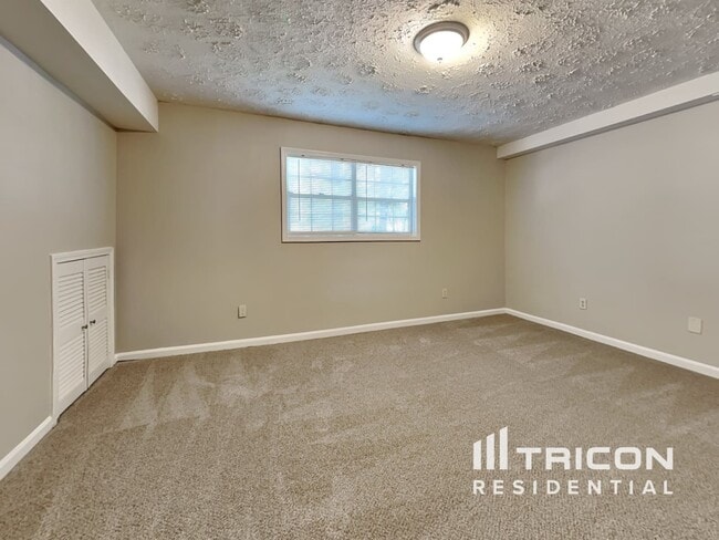 Building Photo - 2791 Pine Meadow Dr
