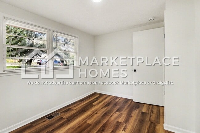 Building Photo - 5944 Gum Dr SE