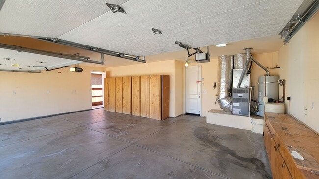 Building Photo - 3308 Sharon Ave