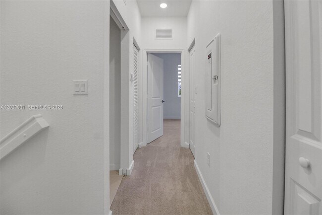 Building Photo - 29278 SW 162nd Ct
