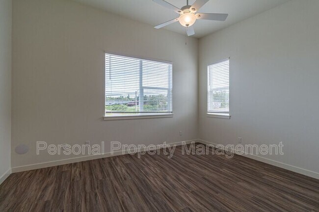 Building Photo - 1111 W Fourth Plain Blvd