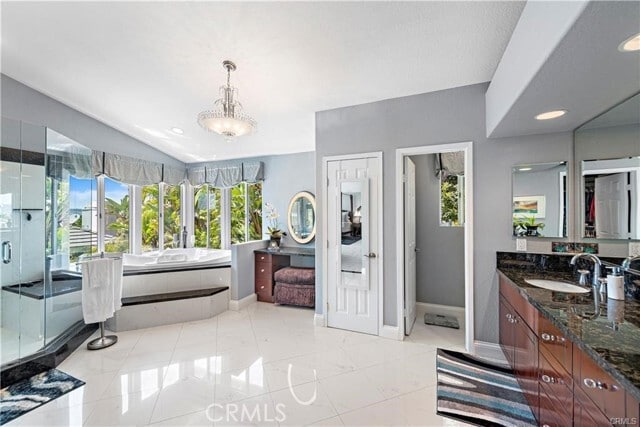 Building Photo - 25606 Stratford Pl