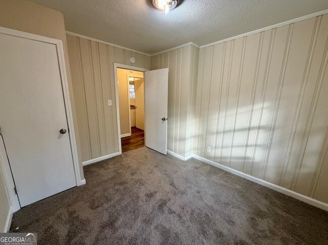 Building Photo - 3006 Remington St