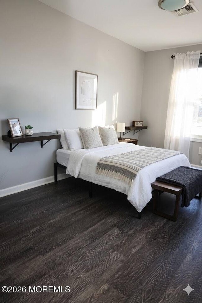 Building Photo - 320 Lorillard Ave