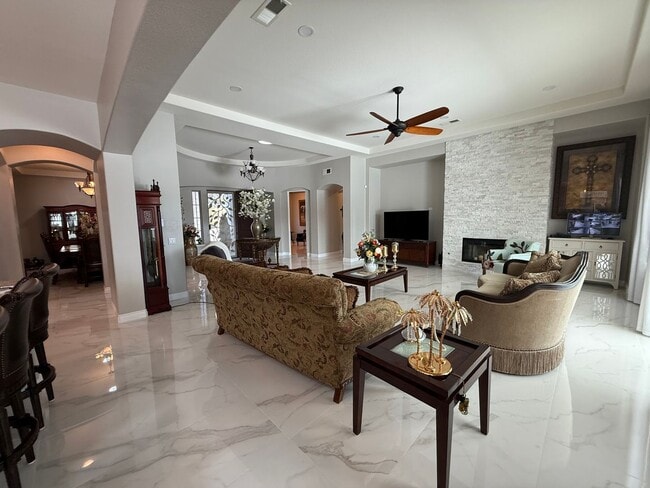 Building Photo - Stonebrook Estates-3 Bedrooms, 3351 SQFT of Luxury & Entertainment