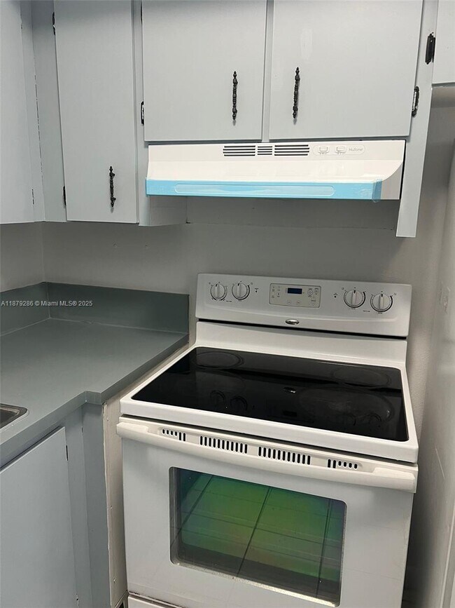 Building Photo - 5310 NW 22nd St