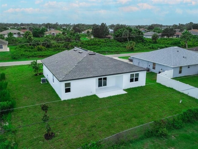 Building Photo - 1774 Karluk St