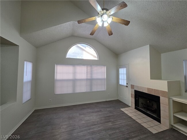 Building Photo - 6561 Avon Ct