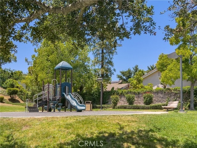 Building Photo - 1699 Ramona Dr