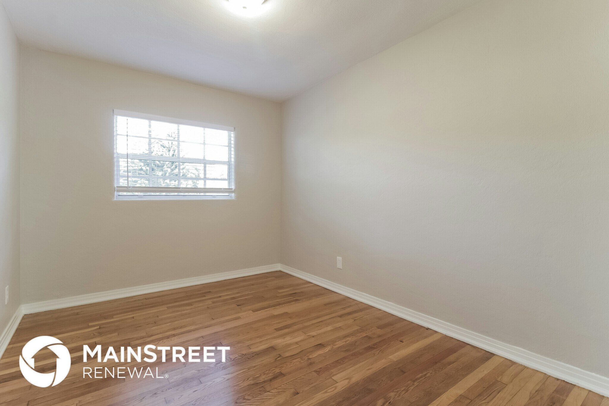 Building Photo - 1010 Sierra Ln