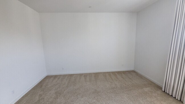 Building Photo - 7449 Channel View St