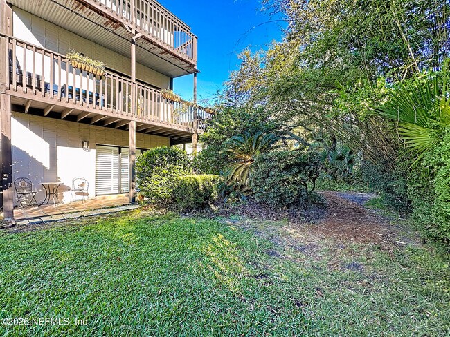 Building Photo - 2009 Seminole Rd