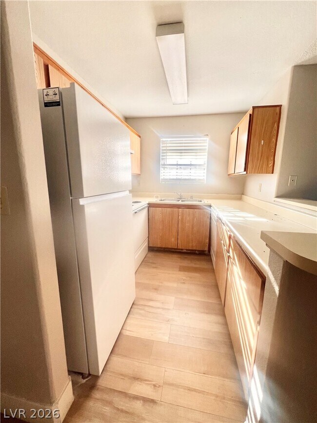 Building Photo - 2989 Juniper Hills Blvd