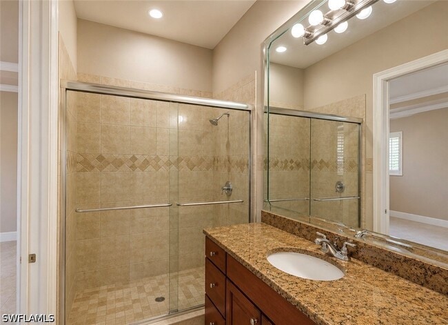 Building Photo - 2915 Coco Lakes Dr