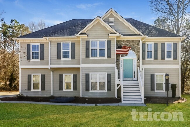 Building Photo - 718 Creekridge Ct