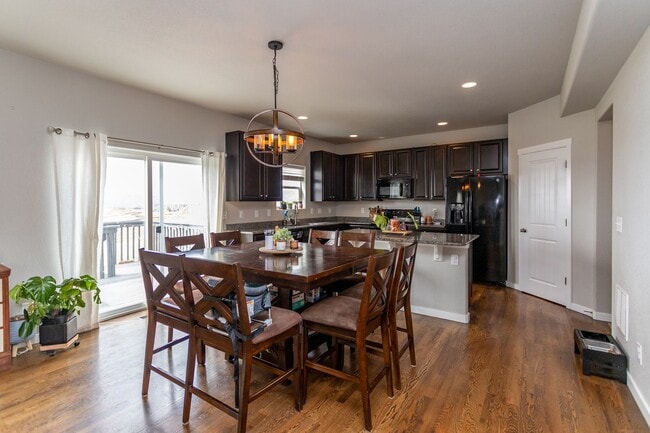 Building Photo - Exquisite 2-Story Home: Luxury Living in Tranquil Cul-de-Sac Setting!!