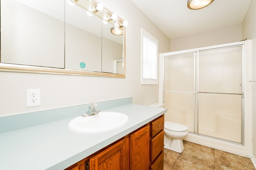 Building Photo - 3266 Sextant Dr