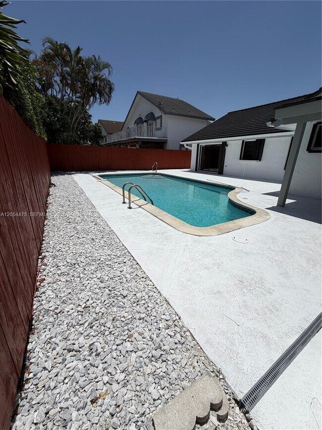 Building Photo - 14271 SW 107th Terrace