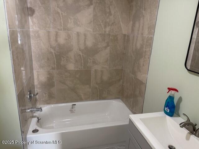 Building Photo - 4 Plum Pl