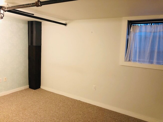 Building Photo - BEAUTIFUL 2 BEDROOM 2 BATH DOWNTOWN SLC HO...