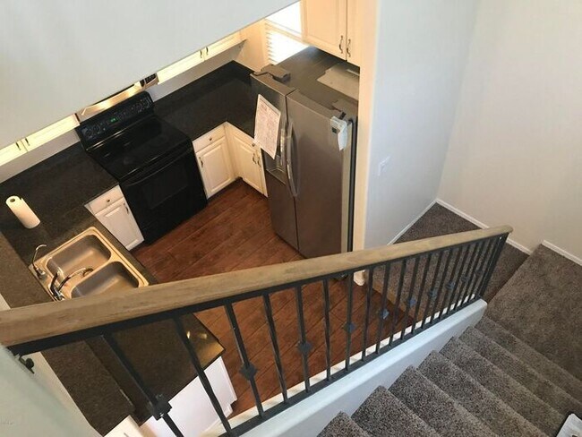Building Photo - READY TO GO!!! UPDATED