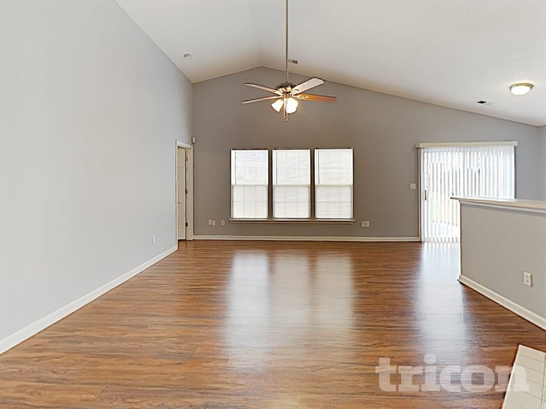 Building Photo - 1096 Chapel Creek Rd