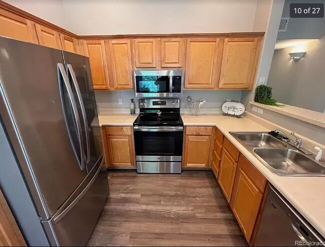 Building Photo - 1425 S Galena Way