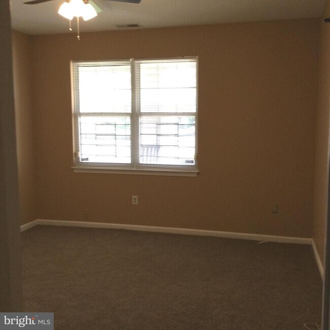 Building Photo - 7417 Hindon Cir