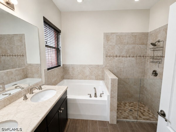 Building Photo - 10116 N Golden Elm Dr
