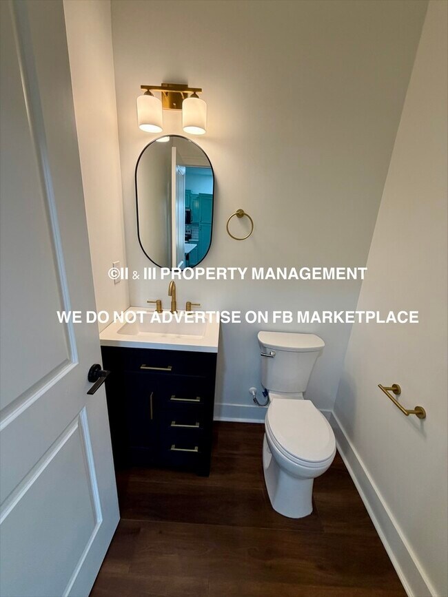 Building Photo - 113 S Cherokee St