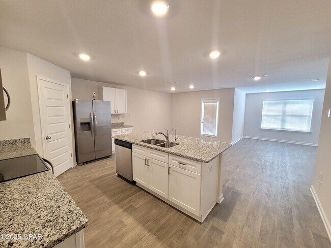 Building Photo - 4745 Firefly Ln