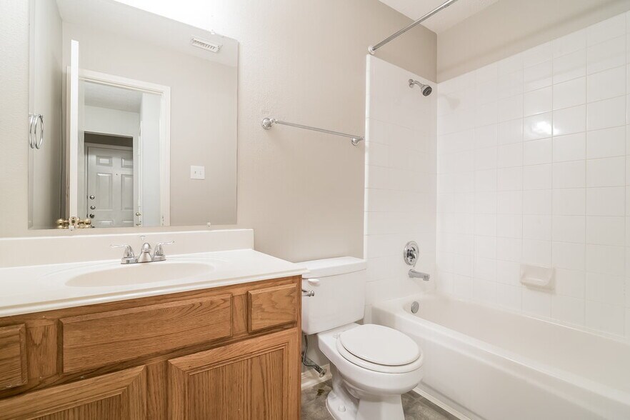 Building Photo - 12231 Innisfall Cir