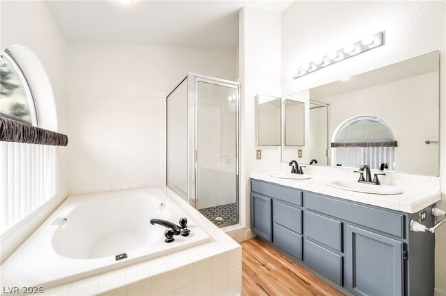 Building Photo - 17 Sandwedge Dr