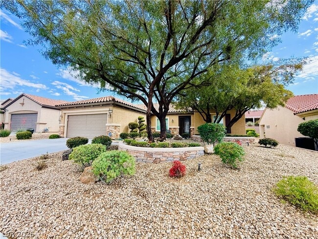 Building Photo - 2119 Gunnison Pl