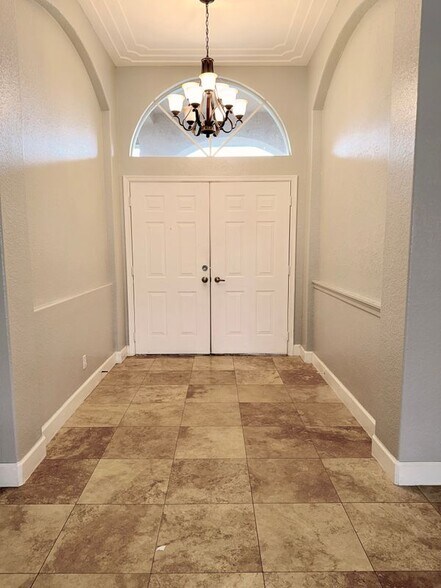 Building Photo - 7534 Coconut Blvd