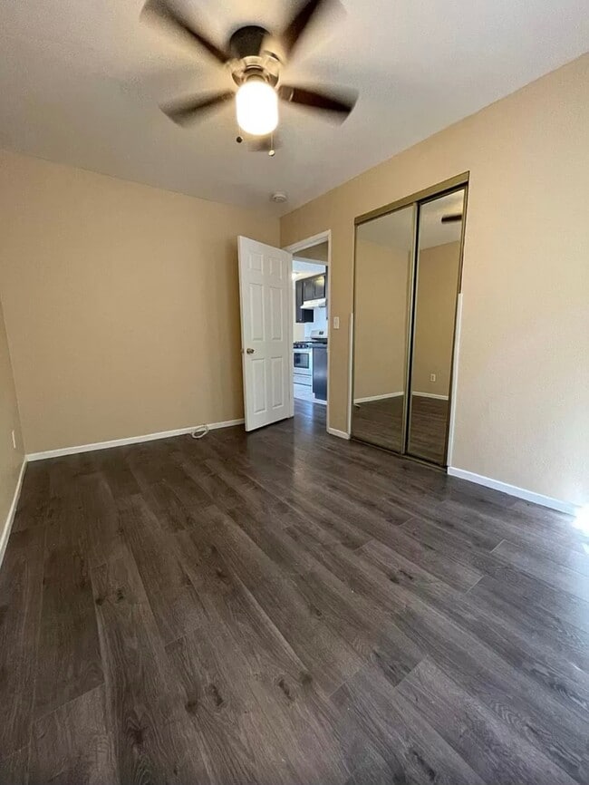 Bedroom - 1311 Pennsylvania Ave