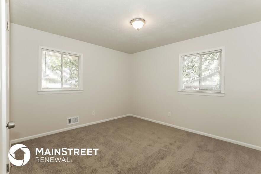 Building Photo - 1485 Bola Ct